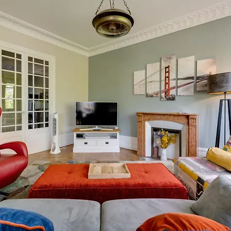 The Red Heart Of - Beautiful For 4 People Apartamento Annecy