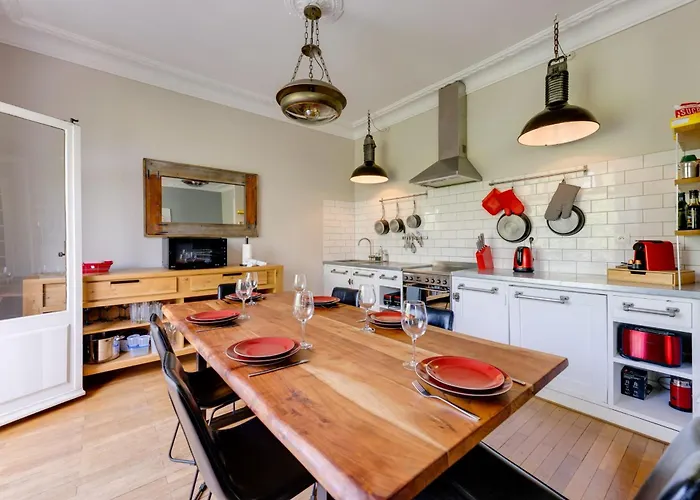 The Red Heart Of - Beautiful For 4 People Annecy